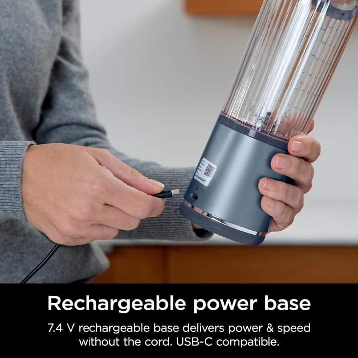 BC51NV Blast Portable Blender.